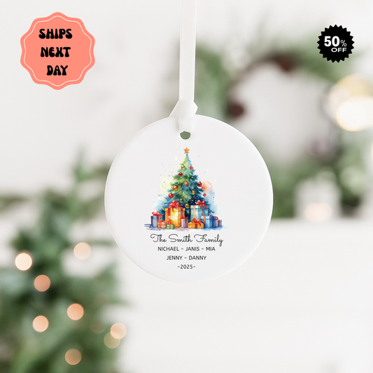 Personalized Christmas Tree Ornament — Custom Family Name & Members (2025)